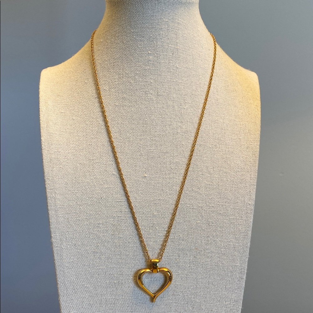 Vintage Elegant Gold Heart Pendant Necklace